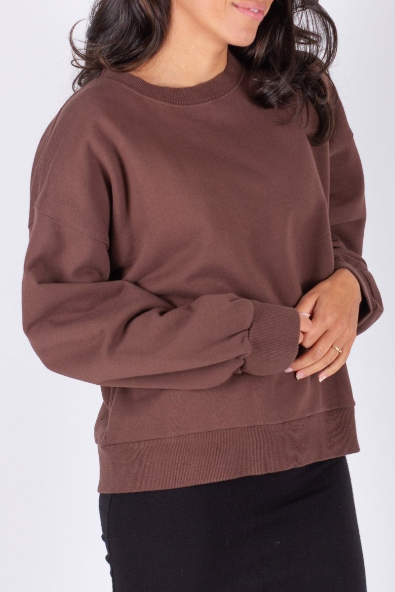 CREWNECK SWEATSHIRT (DARK BROWN) - Top - Yakira Bella